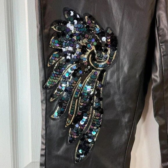 Venus Faux Leather Sequin Wing Women's size 10 - Picture 5 of 5